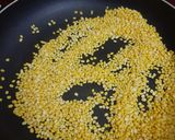 திணை வெண்பொங்கல் (foxtail millet venpongal in Tamil) ரெசிபி ஸ்டேப் 2 புகைப்படம்