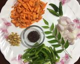 A picture of step 1 of Semolina Vegetable Upma.