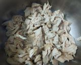 A picture of step 1 of Coconut Chicken Bharta.