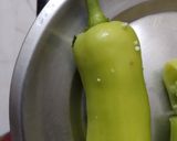 A picture of step 1 of Mirchi bajee mixture.