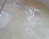 Gambar langkah 2 resipi Sup sayur cendawan busut masak lada hitam.