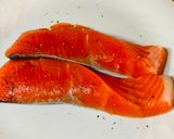 Foto del paso 1 de la receta: Salmón a la plancha 🐟