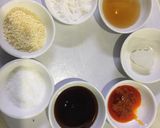 Hình bước làm 1 của món Lẩu gà lá giang