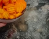 Foto langkah ke 2 dari resep Sop Ayam Simple.