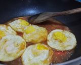 Foto langkah ke 2 dari resep Asam Manis Ceplok Telor.