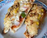 A picture of step 4 of Double decker bread pizza.