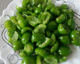 عکس مرحله 1 از دستور گوجه سبز کوبیده