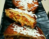 A picture of step 16 of Indian italiano stuffing sandwich in pakode style.
