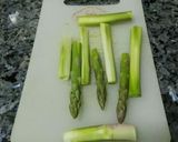 Foto del paso 5 de la receta Salmón al horno con pesto y verduras