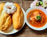 Hình bước làm 2 của món Bánh mì xíu mại