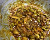 लसुडे की सब्ज़ी(Lasoda ki sabzi recipe in hindi) रेसिपी चरण 2 फोटो