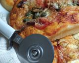Φωτογραφία βήματος 6 της συνταγής Πίτσα 🍕 με τα δικά μας χεράκια