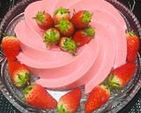 Foto del paso 2 de la receta: Gelatina Cremosa con Fresas Leche!
