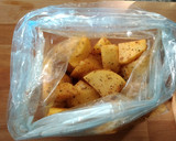 Foto del paso 4 de la receta: Patatas al horno 🍃