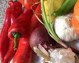 Une image de l'étape 4 de OJJA 🪺merguez🍅🌶🧅🧄🥓.