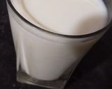 A picture of step 1 of Pineapple milk shake.