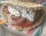 Foto del paso 12 de la receta: Gyros pita, comiendo por las calles de Atenas
