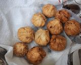 A picture of step 10 of Fried modak (tadniche modak).
