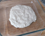 Foto del paso 5 de la receta: Focaccia casera de boloñesa, queso y pesto