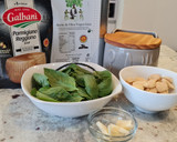Foto del paso 1 de la receta: Espirales con atún al pesto de almendras