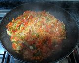 Foto del paso 3 de la receta: Hígado de cerdo, con sofrito de verduras y patatas