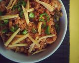 A picture of step 6 of Green chilli Piyaz Qeema.