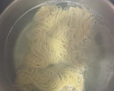 Foto del paso 2 de la receta: Nido crujiente de fideo chino con ternera agridulce