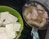 Foto langkah ke 1 dari resep Semur Ayam Tahu.