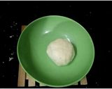A picture of step 1 of Streetfood Mcdonald's Pizza puff.