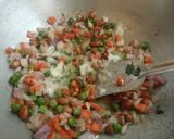 A picture of step 3 of Veg Poha.