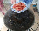Foto del paso 8 de la receta: Fideuà negra🦑🦐🖤