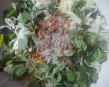 Foto langkah ke 2 dari resep Omelet Daun Kelor Lauk Pasien Asam Urat Kolesterol.