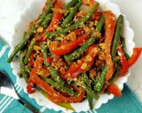 A picture of step 5 of Green Bean Salad.