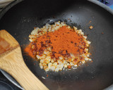 Foto del paso 2 de la receta: Pedre de Pollo en Salsa