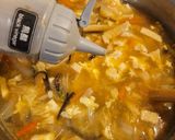 A picture of step 9 of Taiwanese Spicy & Sour Soup.