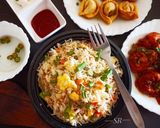 A picture of step 3 of Egg fried Rice.