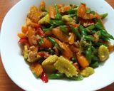 Foto langkah ke 3 dari resep Oseng Ebi Wortel Buncis.