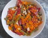 عکس مرحله 2 از دستور سالاد لوبیا سبز رژیمی