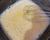 Foto del paso 1 de la receta: Crema inglesa de limón keto
