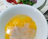 Foto langkah ke 2 dari resep Telur dadar kol daun bawang.