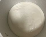 Foto del paso 2 de la receta: Hamburguesa de Pasas y Piñones con Salsa Roquefort y Pan Negro …