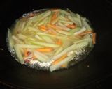 Foto langkah ke 2 dari resep Sayur labu Siam, wortel.