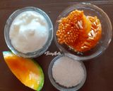 A picture of step 1 of Muskmelon Seeds Lassi.