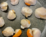 Foto del paso 5 de la receta: Vieiras en crema de setas y avellanas al aroma del tomillo