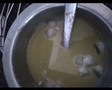 A picture of step 7 of Pani poori.