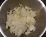 Foto del paso 2 de la receta: Carne frita con col china. 小白菜炒牛肉 (Xiǎo báicài chǎo niúròu)