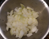 Foto del paso 2 de la receta: Carne frita con col china. 小白菜炒牛肉 (Xiǎo báicài chǎo niúròu)