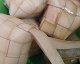 Foto langkah ke 2 dari resep Ketupat mode hemat gas.