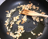 Foto del paso 2 de la receta: Espinacas a la catalana