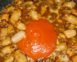 Foto del paso 3 de la receta: Salchichas y fideos de arroz en salsa cremosa